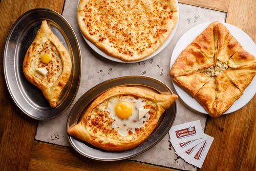 Алена поела в Старике Хинкалыче